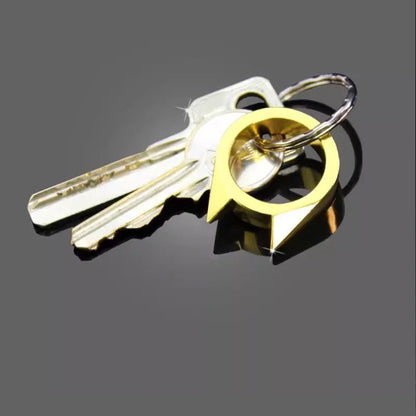 Defend Yourself】Outdoor Equipment Men Women Defend Yourself Finger Tiger Wolfproof Weapon Trigger Finger Cat Earring Finger Wind