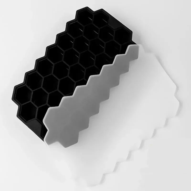 Silicone Ice Cube Mold – 148-Cube Large Ice Tray with Lid