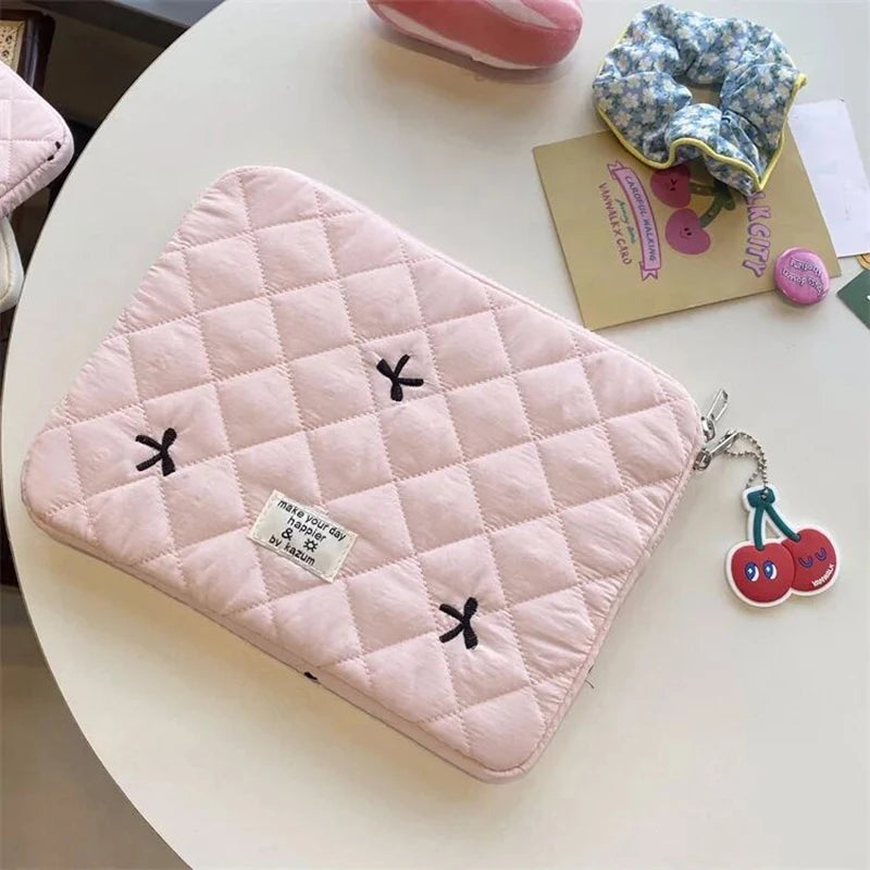 Floral Laptop Sleeve – Zipper Storage Pouch for 13.6–15.6 Inch