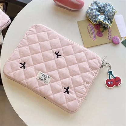 Floral Laptop Sleeve – Zipper Storage Pouch for 13.6–15.6 Inch