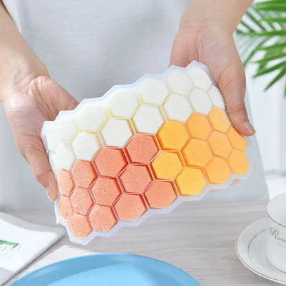 Silicone Ice Cube Mold – 148-Cube Large Ice Tray with Lid