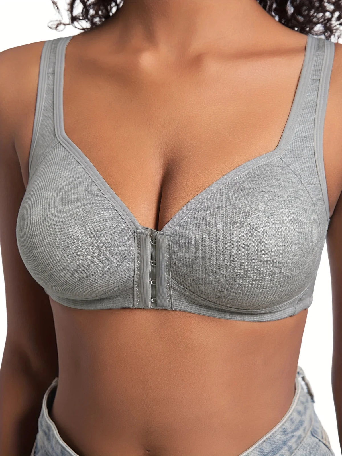 Wireless Front Closure Bra – Full Coverage Wire-Free Support