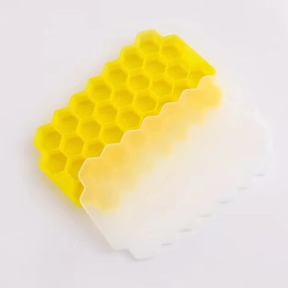 Silicone Ice Cube Mold – 148-Cube Large Ice Tray with Lid