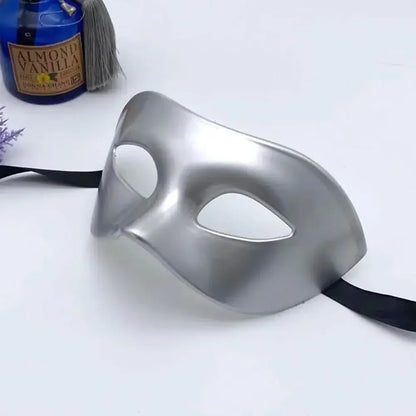 1PC Creative Phantom Masquerade Cosplay Mask Plastic Half Face Mask for Men Women Carnival Party Costume Props