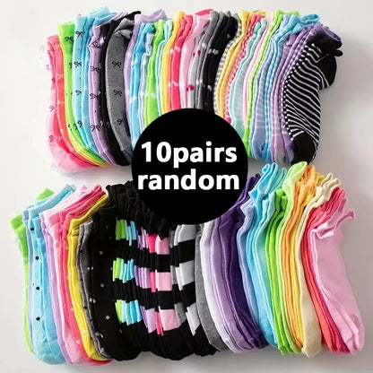 Heart Print Socks – Women’s Cotton Ankle Socks for Everyday Wear