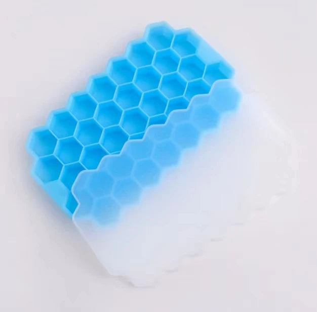 Silicone Ice Cube Mold – 148-Cube Large Ice Tray with Lid