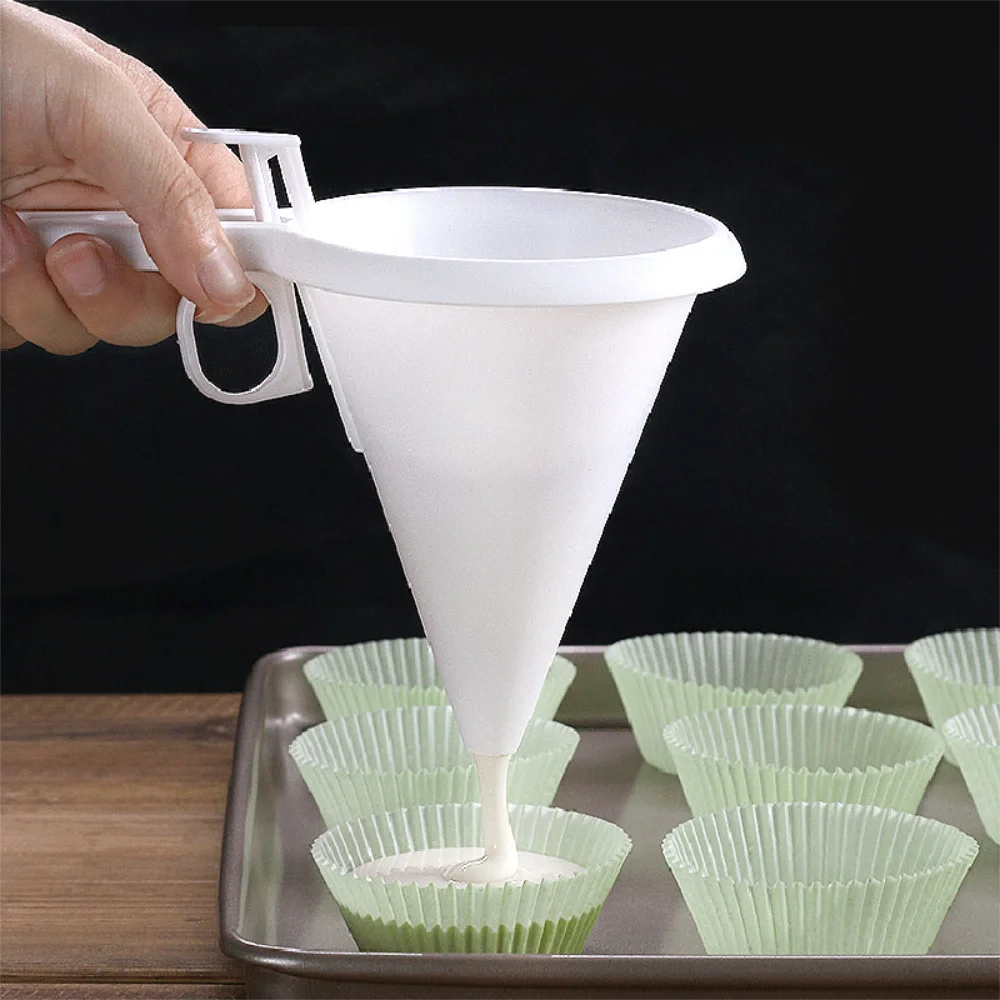 Adjustable Baking Funnel Batter Dispenser for Pancakes & Pastries