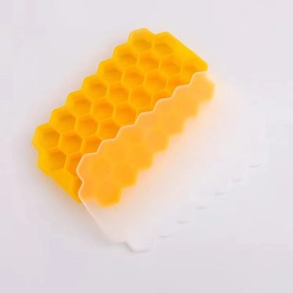 Silicone Ice Cube Mold – 148-Cube Large Ice Tray with Lid